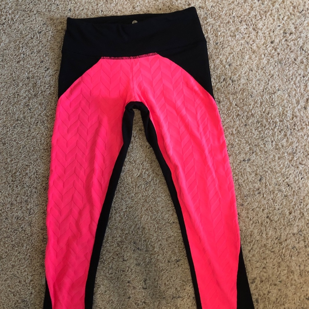 90degree by Reflex leggings size XS  *NWT*
